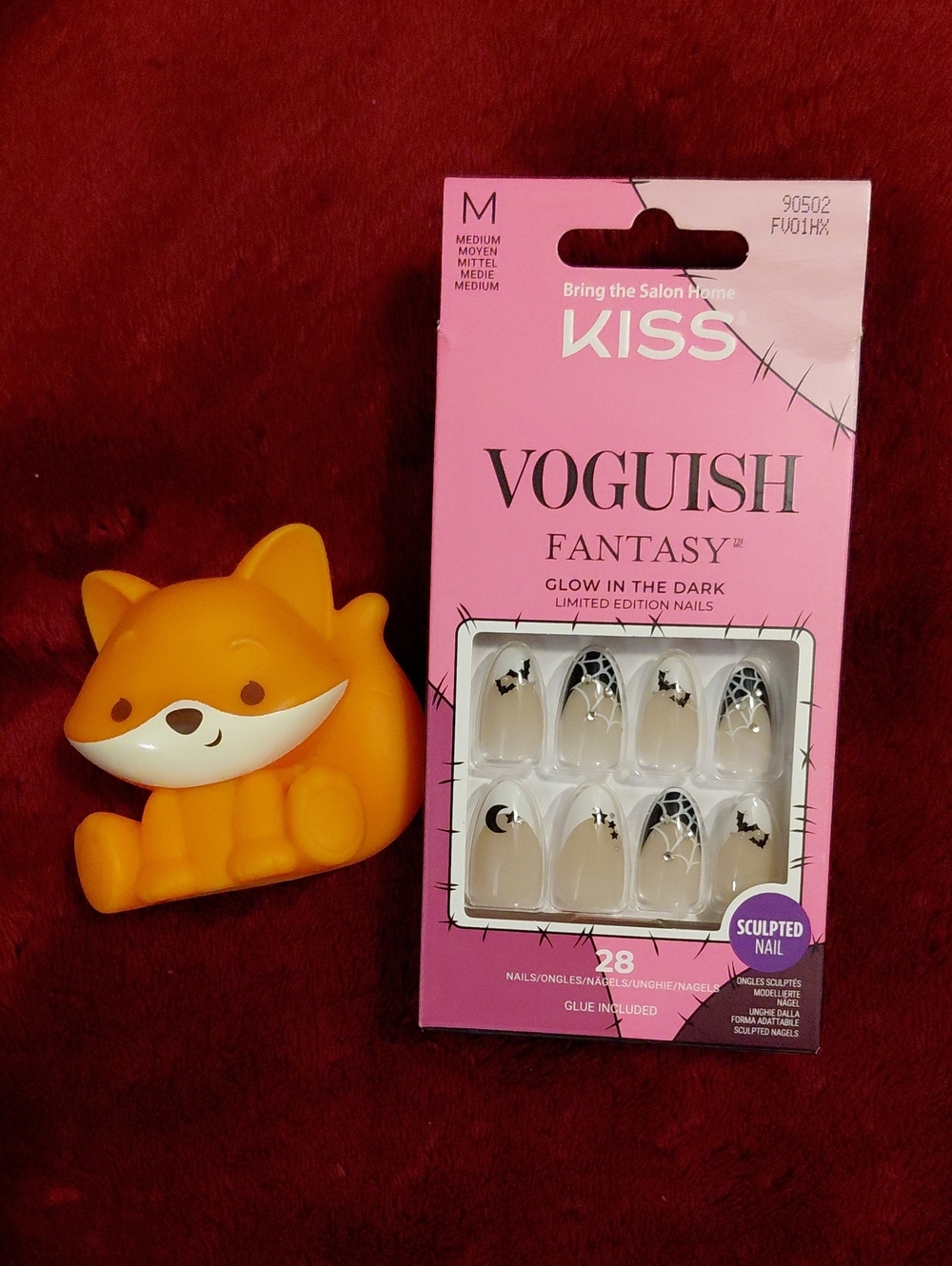 🆕 KISS Voguish Glow In The Dark Halloween Glue-On Nails in Howl-O-Ween